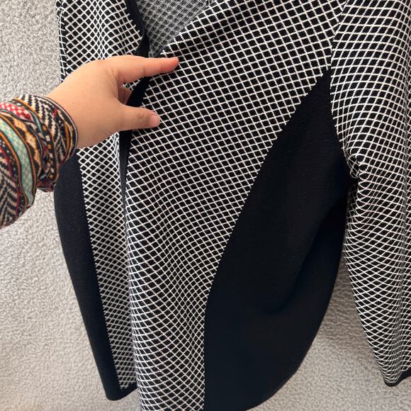 Catherines Womens Open Cardigan 1X Black White Geometric Stretch Glam Long slv - Picture 8 of 9
